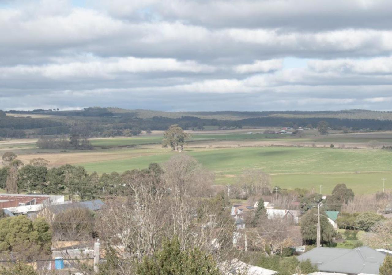 Daybreaker Daylesford Villa Exterior photo